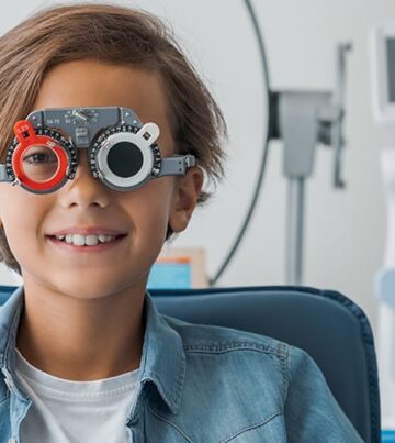 Pediatric Eye Specialist-min